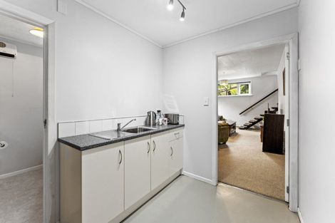 Photo of property in 24 Jocelyn Crescent, Pinehaven, Upper Hutt, 5019