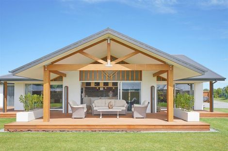 Photo of property in 1/1 Loe Place, Amberley, 7410