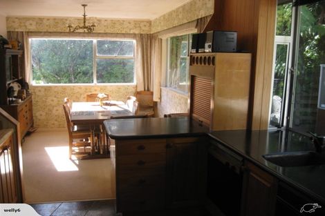 Photo of property in 17 Holly Grove, Maungaraki, Lower Hutt, 5010