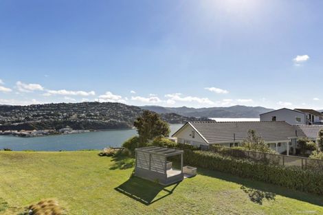 Photo of property in 23 Rangitane Street, Maupuia, Wellington, 6022