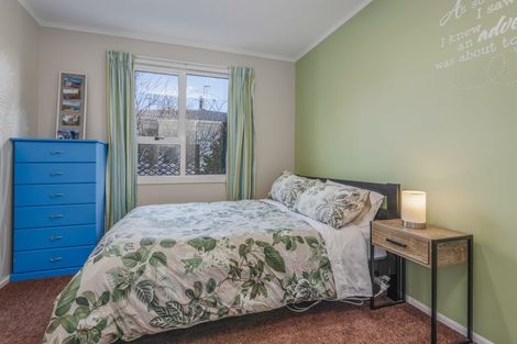 Photo of property in 5 Ilford Place, Awapuni, Palmerston North, 4412