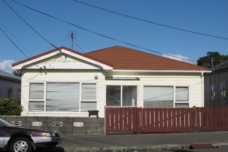 Photo of property in 23 Cockburn Street, Kilbirnie, Wellington, 6022