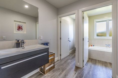 Photo of property in 178 School Road, West Eyreton, Rangiora, 7475