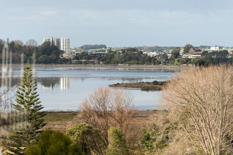Photo of property in 24 Wiremu Street, Brookfield, Tauranga, 3110
