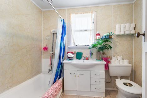 Photo of property in 24a Bell Street, Otaki, 5512