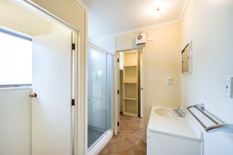 Photo of property in 28 Kauri Crescent, Snells Beach, 0920