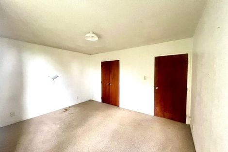 Photo of property in 66b Clovelly Road, Bucklands Beach, Auckland, 2012