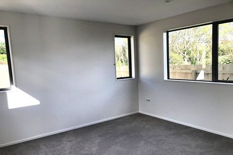 Photo of property in 5 Creswell Lane, Papakura, 2110