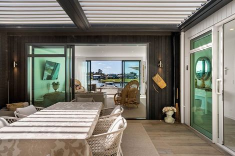 Photo of property in 124 Motu Hei, Pauanui, Hikuai, 3579