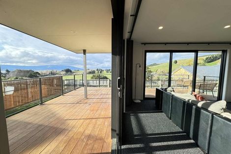 Photo of property in 13 George Street, Waihola, Milton, 9073