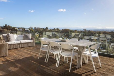 Photo of property in 81 Hikanui Drive, Havelock North, 4130