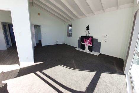 Photo of property in 32 Mervan Street, Mangere East, Auckland, 2024
