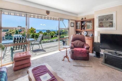 Photo of property in 4 Evelyn Road, Cockle Bay, Auckland, 2014