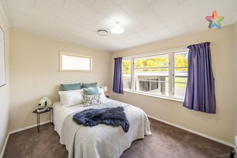 Photo of property in 9 The Square, Manor Park, Lower Hutt, 5019