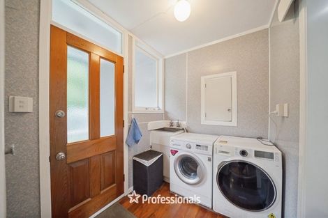 Photo of property in 40 Kamahi Street, Stokes Valley, Lower Hutt, 5019