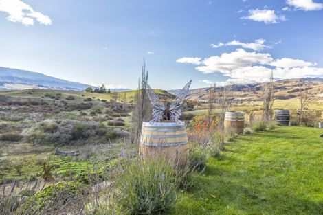 Photo of property in 21 Terrace Street, Nevis, Cromwell, 9384