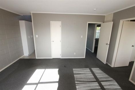 Photo of property in 1a Dolbear Street, Titirangi, Auckland, 0604