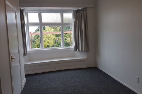 Photo of property in 2/142 Britomart Street, Berhampore, Wellington, 6023