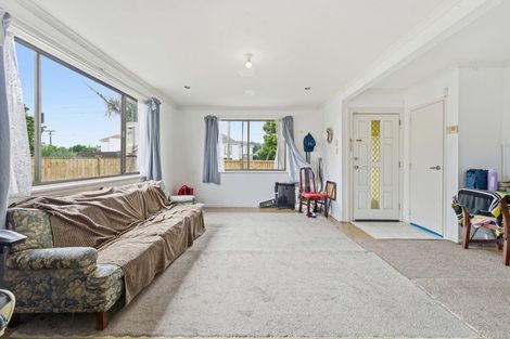 Photo of property in 24 Parkinson Avenue, Wesley, Auckland, 1041