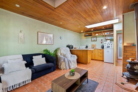 Photo of property in 132 Oakura Road, Oakura, Hikurangi, 0184