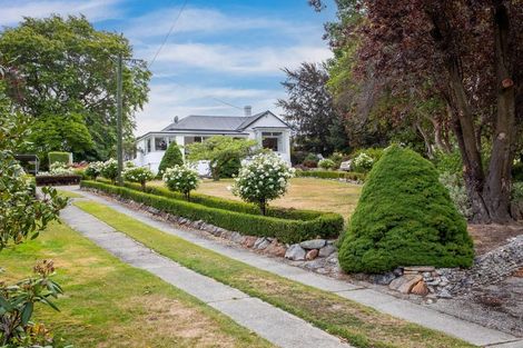 Photo of property in 124 Roxburgh Road East, Roxburgh East, Roxburgh, 9571