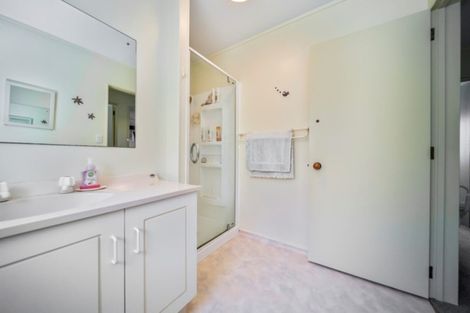 Photo of property in 1b Walmer Grove, Bell Block, New Plymouth, 4312