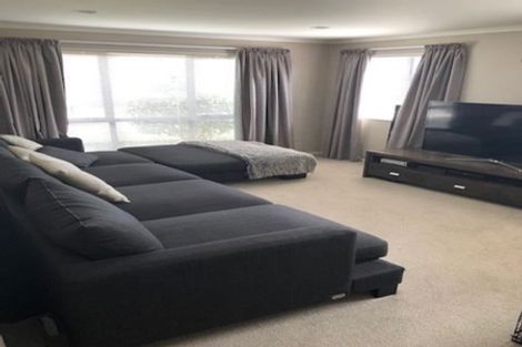 Photo of property in 10 Beros Place, Flat Bush, Auckland, 2016