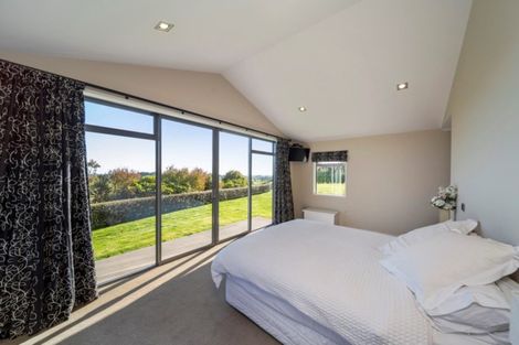 Photo of property in 396 Upland Road, Tarurutangi, New Plymouth, 4372