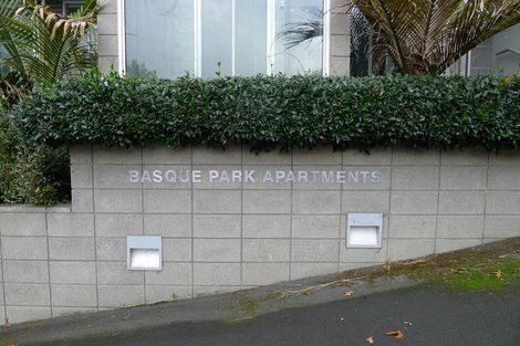 Photo of property in 4b/15 Fleet Street, Eden Terrace, Auckland, 1021