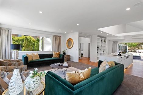 Photo of property in 75a Stanley Point Road, Stanley Point, Auckland, 0624