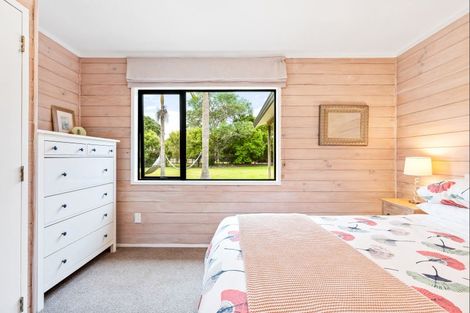 Photo of property in 244 Omaha Flats Road, Tawharanui Peninsula, Warkworth, 0986