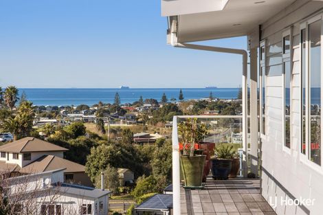 Photo of property in 33 Tohora View, Waihi Beach, 3611