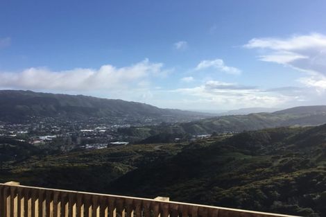 Photo of property in 37 Havana Rise, Grenada Village, Wellington, 6037