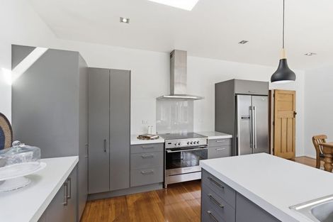 Photo of property in 1/68 Searells Road, Strowan, Christchurch, 8052