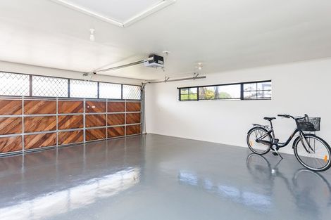 Photo of property in 6 Jensen Street, Hokowhitu, Palmerston North, 4410