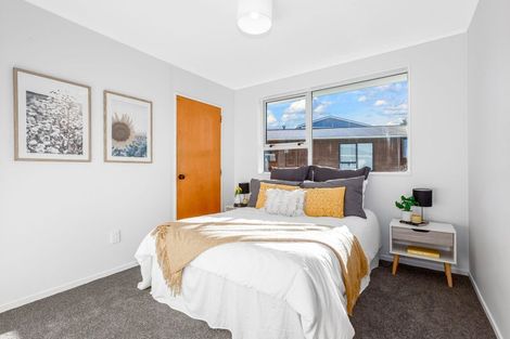 Photo of property in 19 Sombrero View, Ascot Park, Porirua, 5024