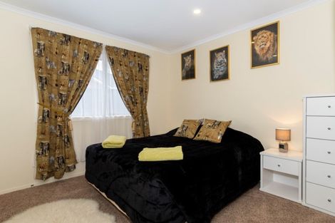 Photo of property in 11 Dumfries Place, Pyes Pa, Tauranga, 3112