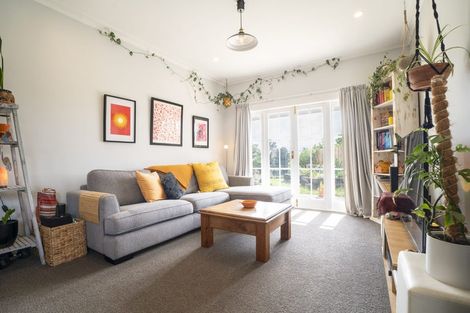 Photo of property in 38 Monowai Road, Johnsonville, Wellington, 6037