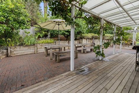 Photo of property in 31 Robbies Road, Shelly Park, Auckland, 2014