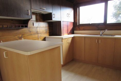 Photo of property in 2/68 Gibbons Street, Ebdentown, Upper Hutt, 5018