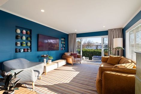 Photo of property in 41 Rosedale Crescent, Cloverlea, Palmerston North, 4412