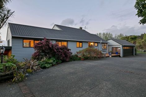 Photo of property in 11 North Way, Titirangi, Auckland, 0604