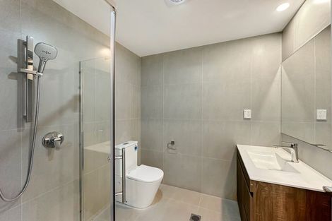 Photo of property in 9/28 Ludlow Terrace, Totara Vale, Auckland, 0627