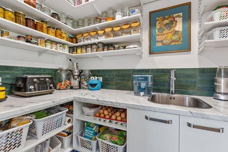 Photo of property in 14 Mahoetahi Road, Sentry Hill, Waitara, 4382