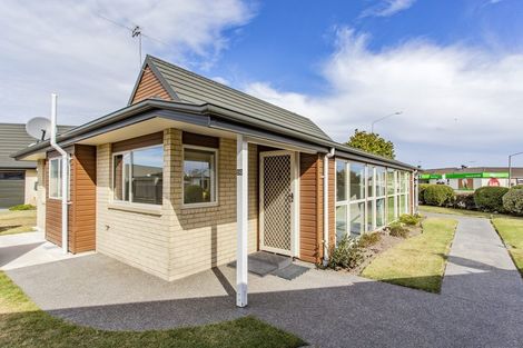 Photo of property in Rivertown Villas, 150 Williams Street, Kaiapoi, 7630