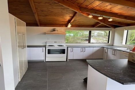 Photo of property in 2/618 Glenfield Road, Bayview, Auckland, 0629