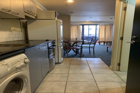 Photo of property in 3 Jessmae Place, Hillcrest, Auckland, 0627