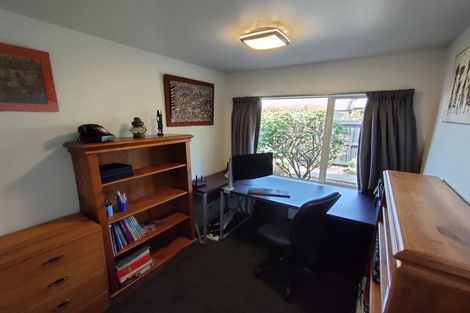 Photo of property in 6 Rawei Place, Harewood, Christchurch, 8051