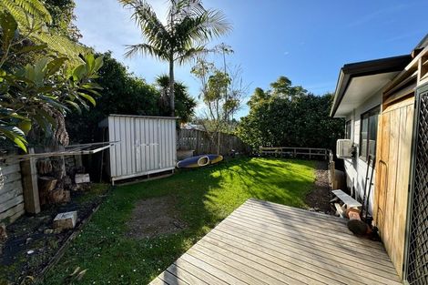 Photo of property in 1/62 Stapleford Crescent, Browns Bay, Auckland, 0630
