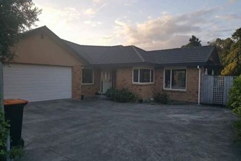 Photo of property in 72a Summerhill Drive, Fitzherbert, Palmerston North, 4410